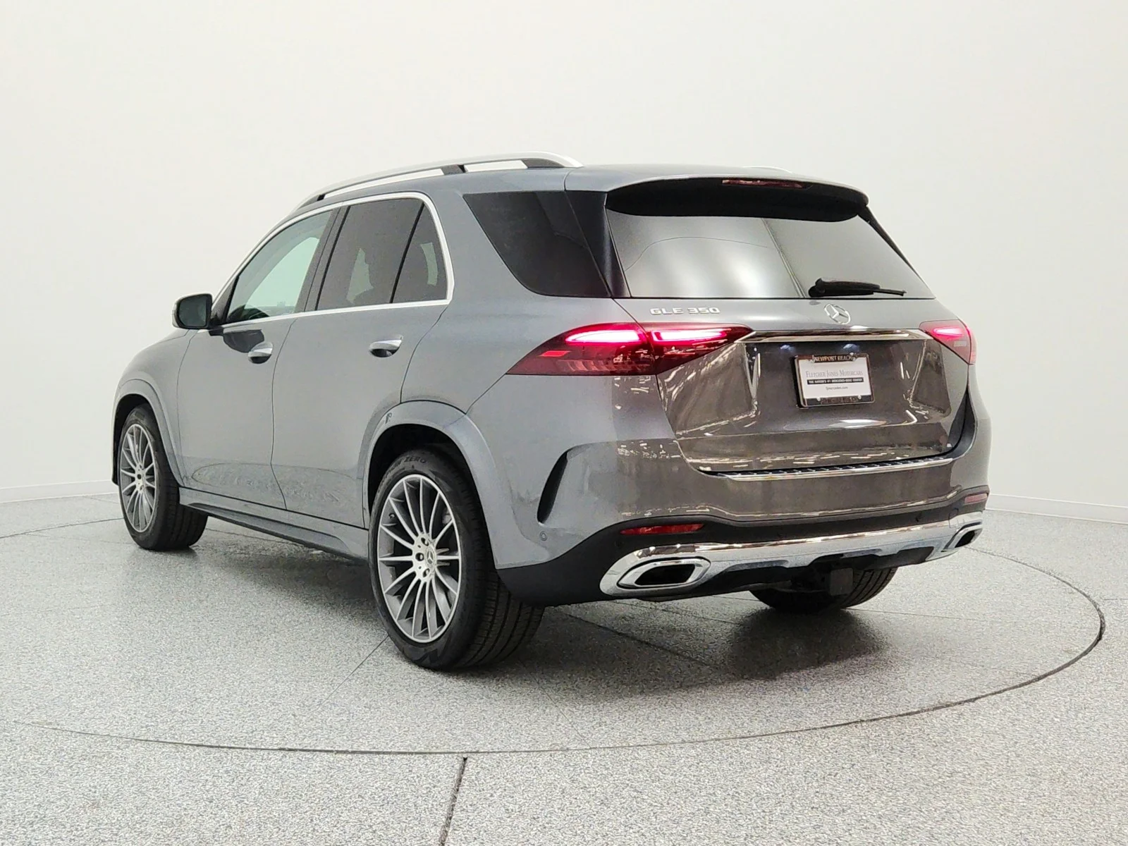 Used 2025 Selenite Grey Metallic Mercedes-Benz GLE 350 SUV image 7