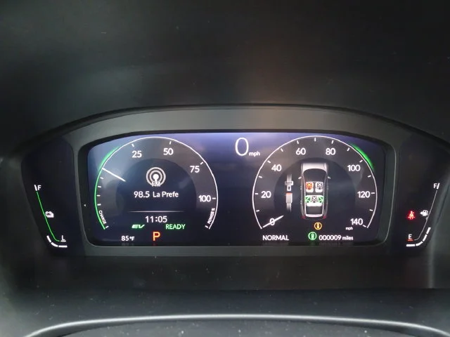 New 2027 Platinum White Pearl Honda Sport Touring image 12