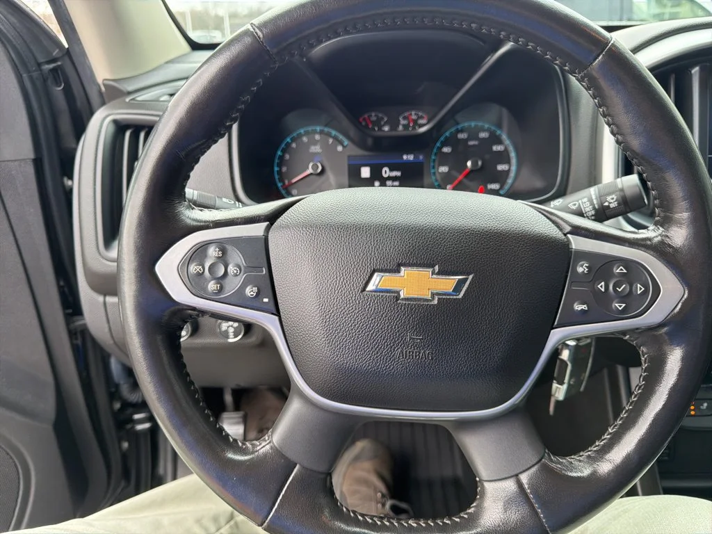 Used 2019 Black Chevrolet ZR2 image 21