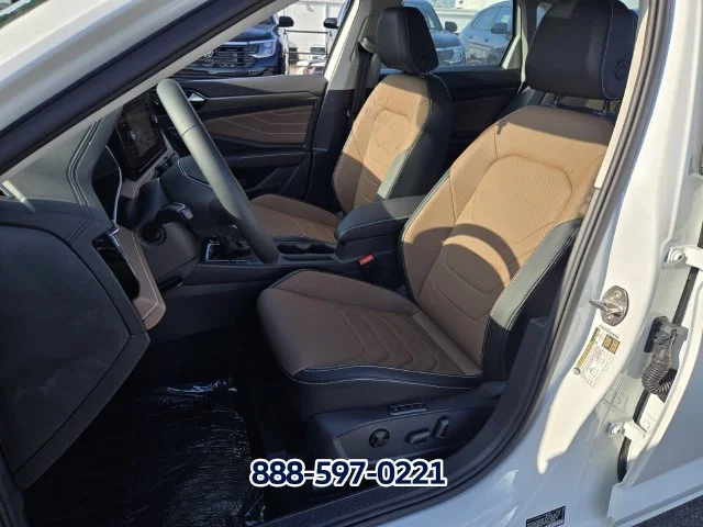 New 2027 Opal White Pearl Volkswagen 1.8T SEL image 6