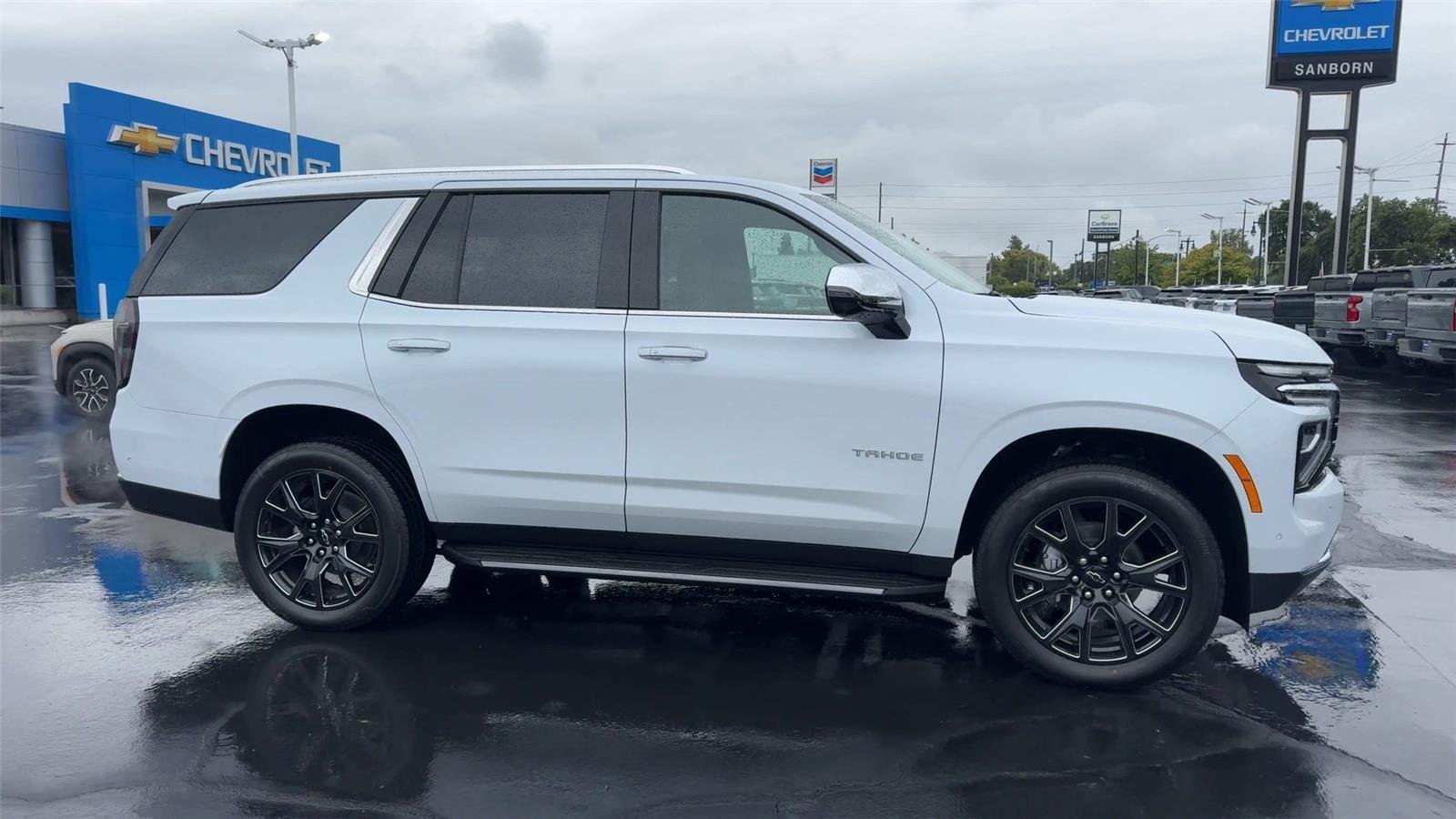 2026 Chevrolet Tahoe Premier - Photo 4