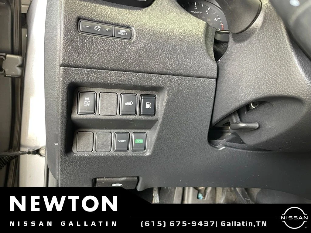 Used 2018 Gun Metallic Nissan SV image 30