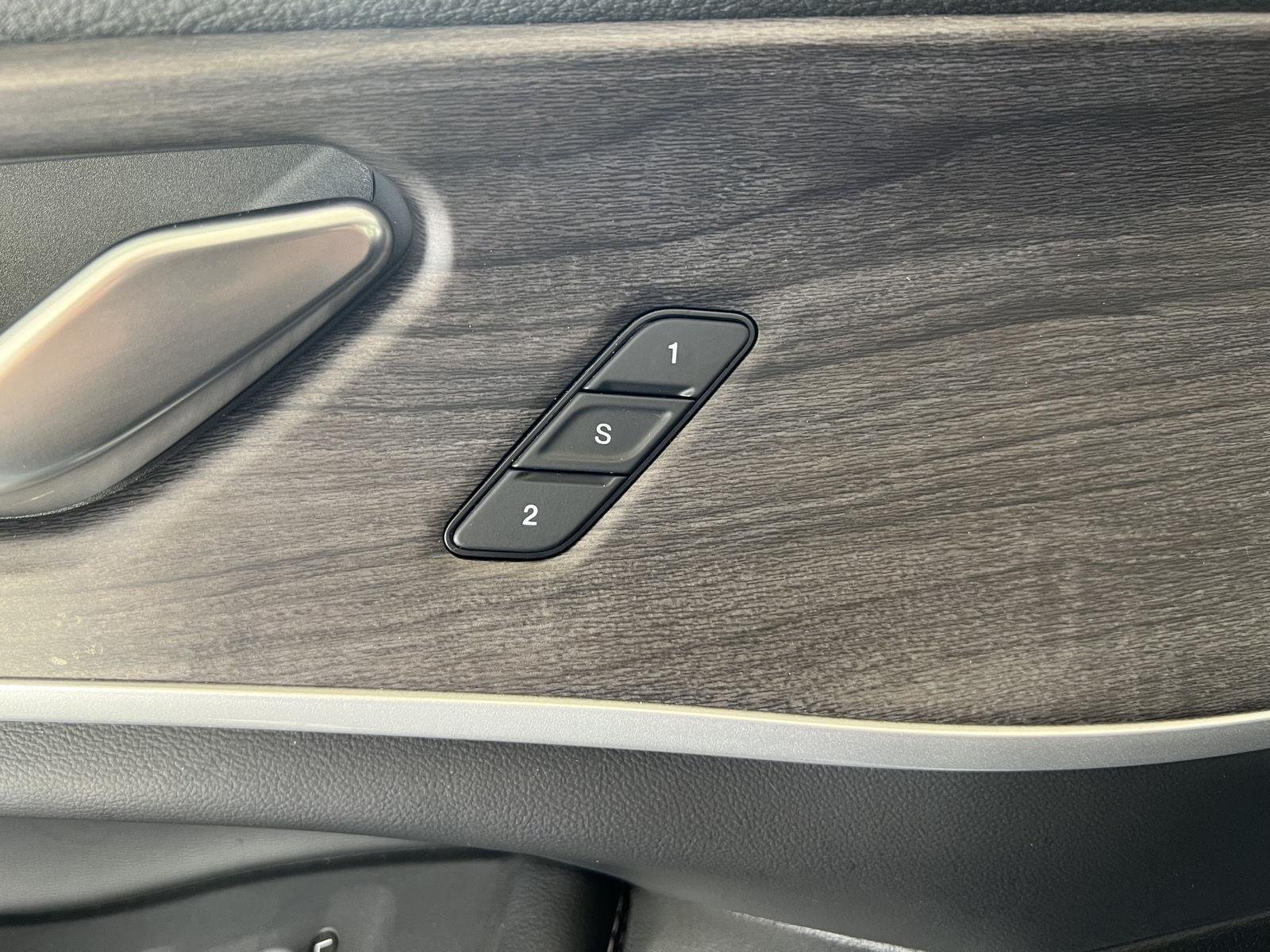 Used 2025 Wh Jeep  image 7