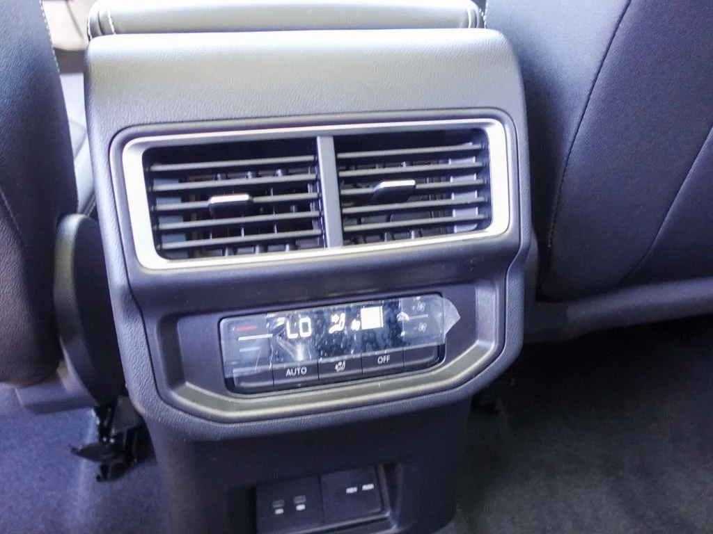 New 2026  Volkswagen SE w/Technology image 26