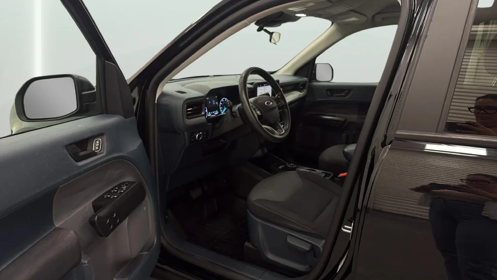 Used 2023 Black Ford XL image 10