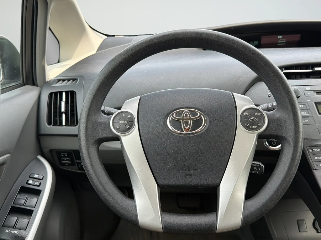 Used 2011 Silver Toyota Two image 36