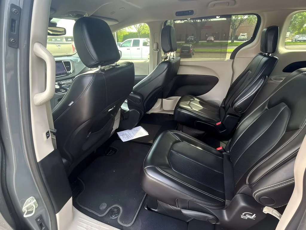 2023 Chrysler Pacifica Touring L - Photo 28