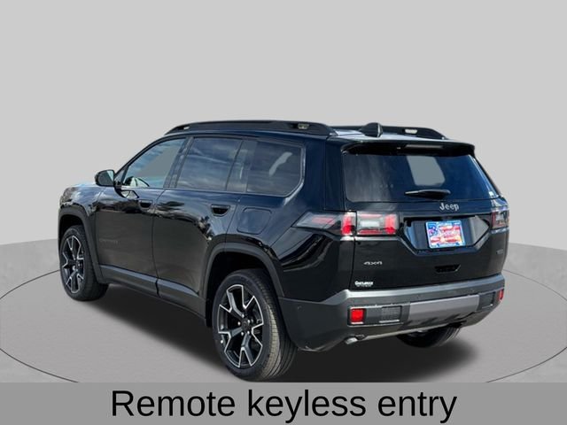 New 2026 Diamond Black Crystal Pearl-Coat Exterior Paint Jeep Overland image 5