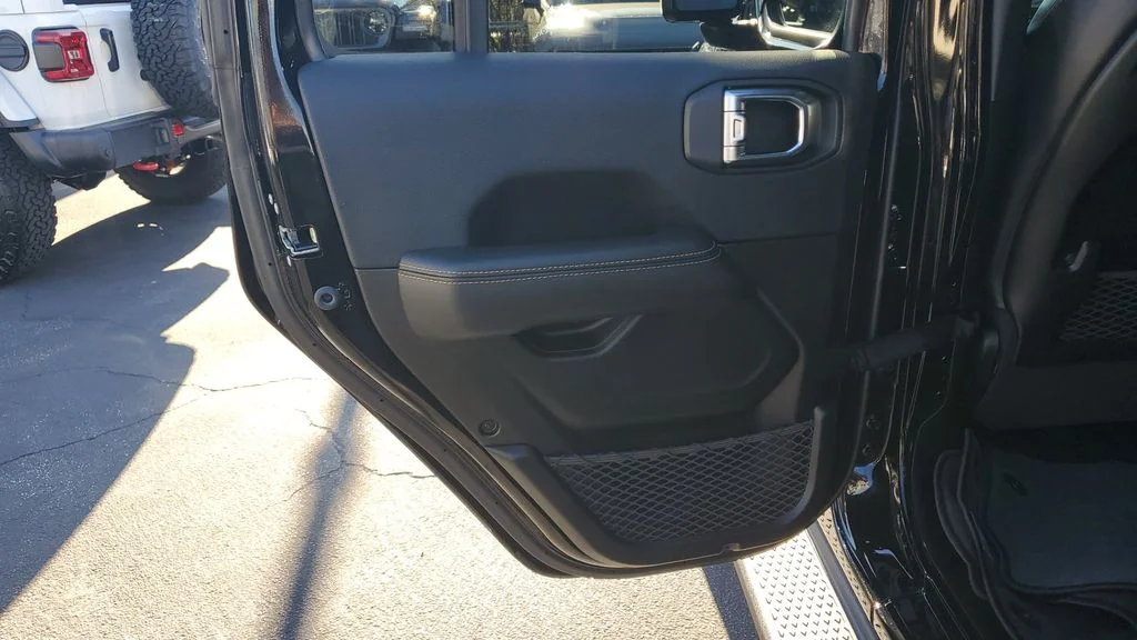 Used 2025 Black Jeep High Tide image 16
