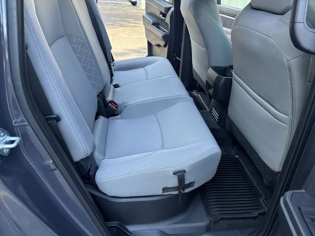 Used 2024  Toyota SR5 image 11