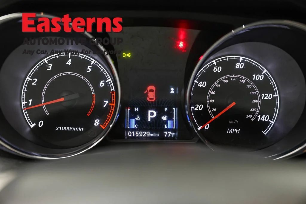 Used 2021 Silver Mitsubishi 2.0 ES image 17