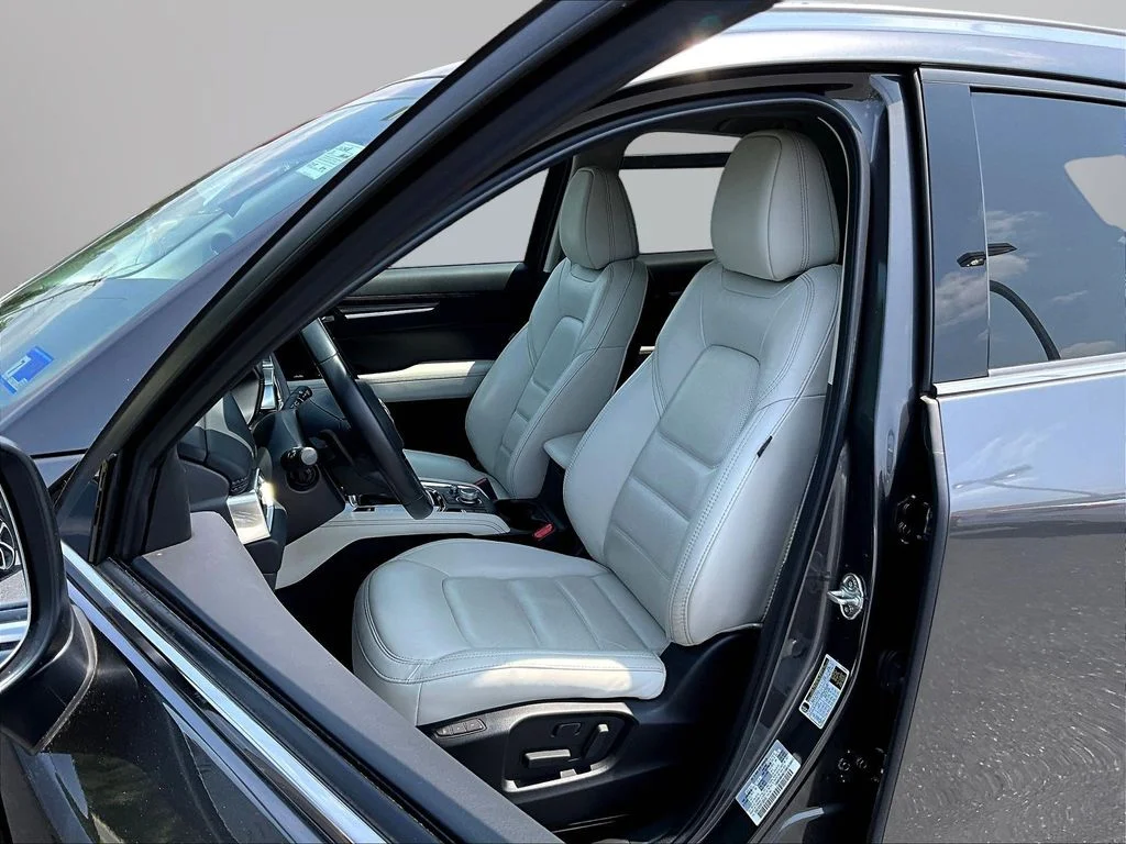 Used 2021 Machine Gray Mazda Grand Touring image 22