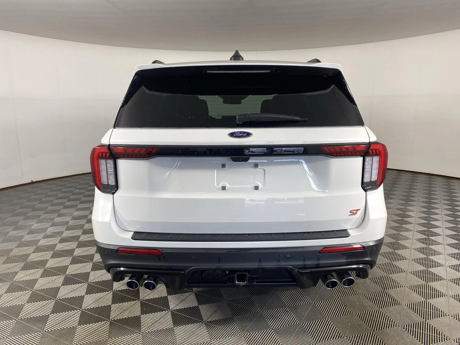 Used 2025 Star White Metallic Tri-Coat Ford ST image 9