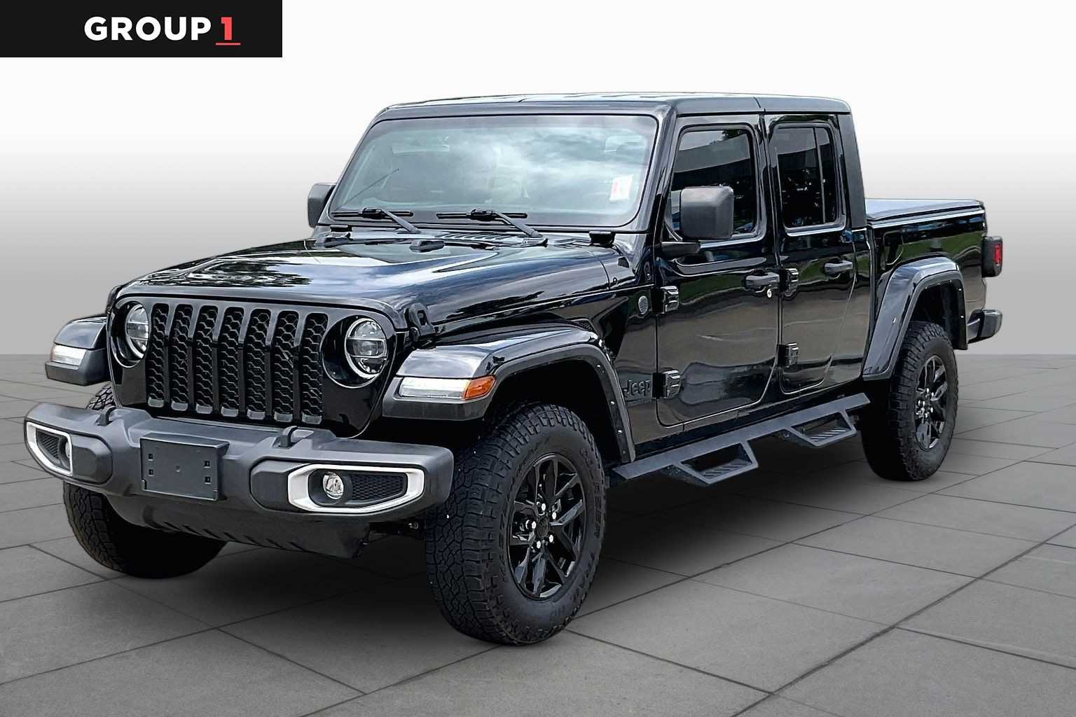 2022 Jeep Gladiator Sport S's photo
