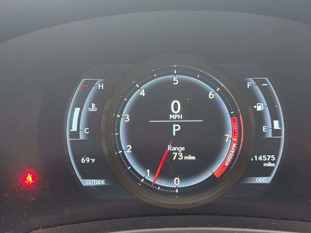 Used 2015 Silver Lexus 250 image 15