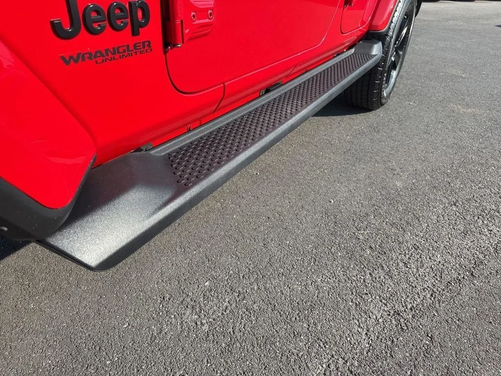 2021 Jeep Wrangler Unlimited Sahara Altitude - Photo 15