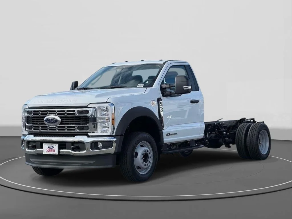 2026 Ford F-450 XL Regular Cab 169-In DRW's photo