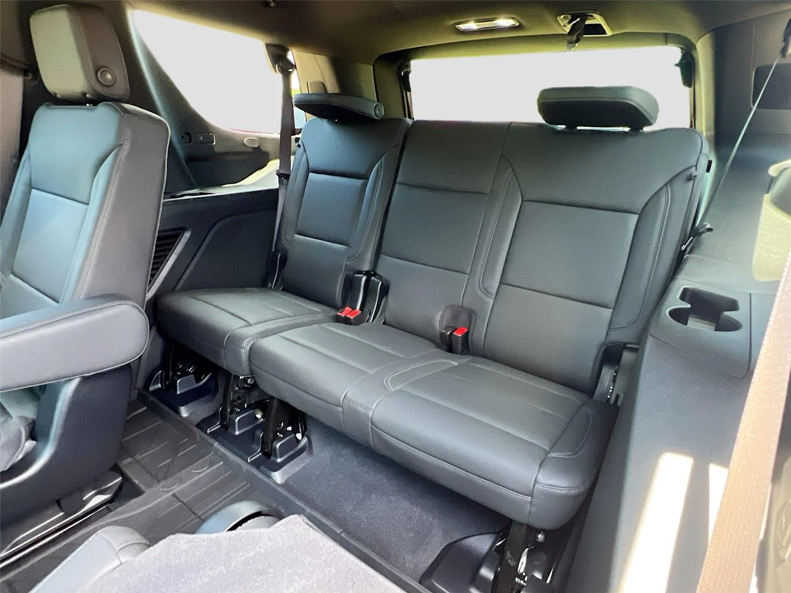 New 2026 Lakeshore Blue Metallic Chevrolet LT image 27