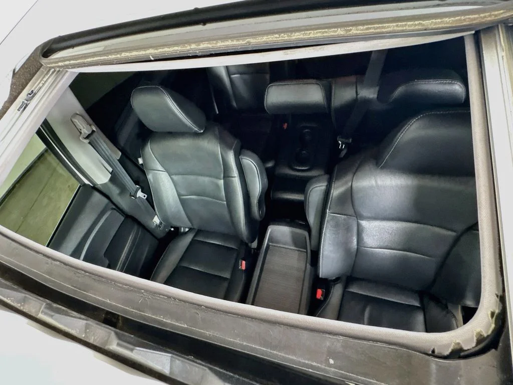 Used 2020 White Honda EX-L image 27