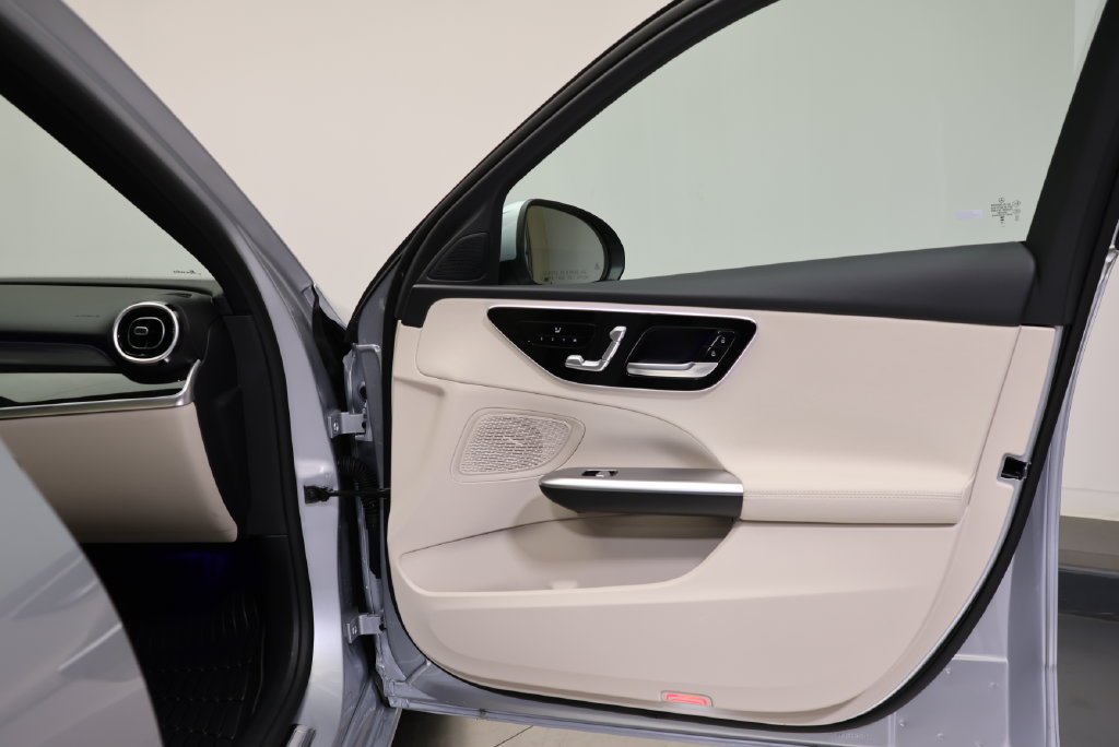 New 2027  Mercedes-Benz C 300 image 45