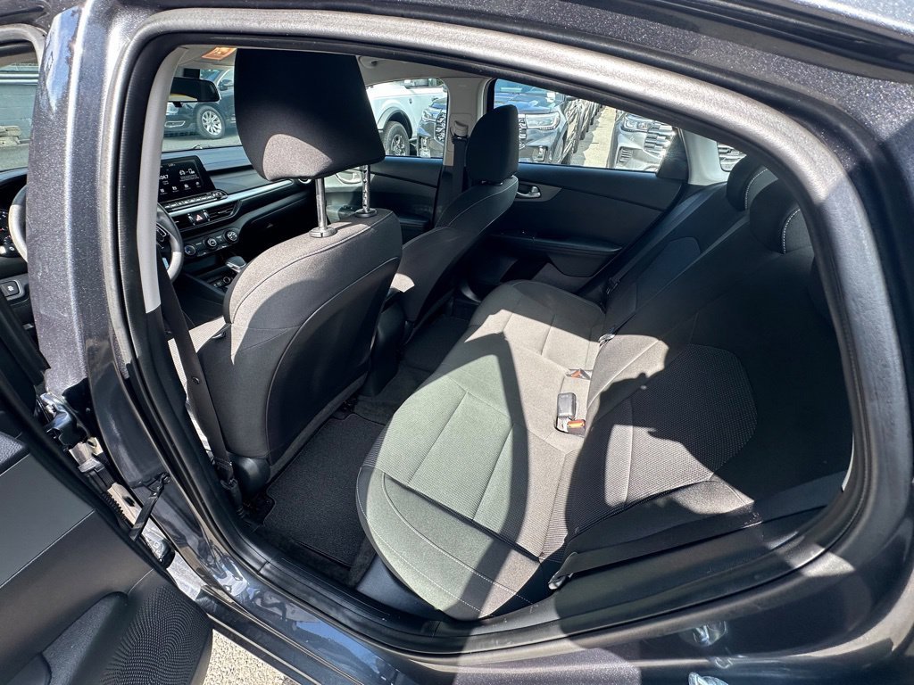 Used 2020 Gray Kia LXS image 21
