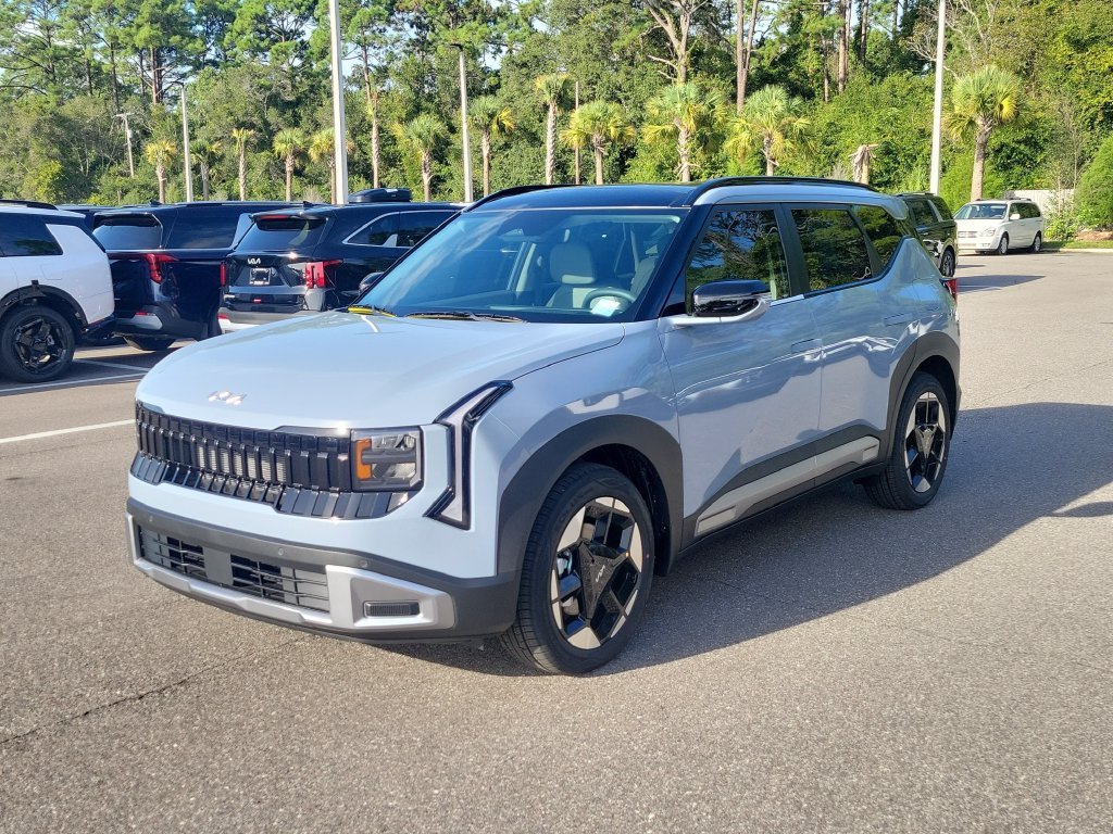 New 2027 Pale Gray Kia EX image 3