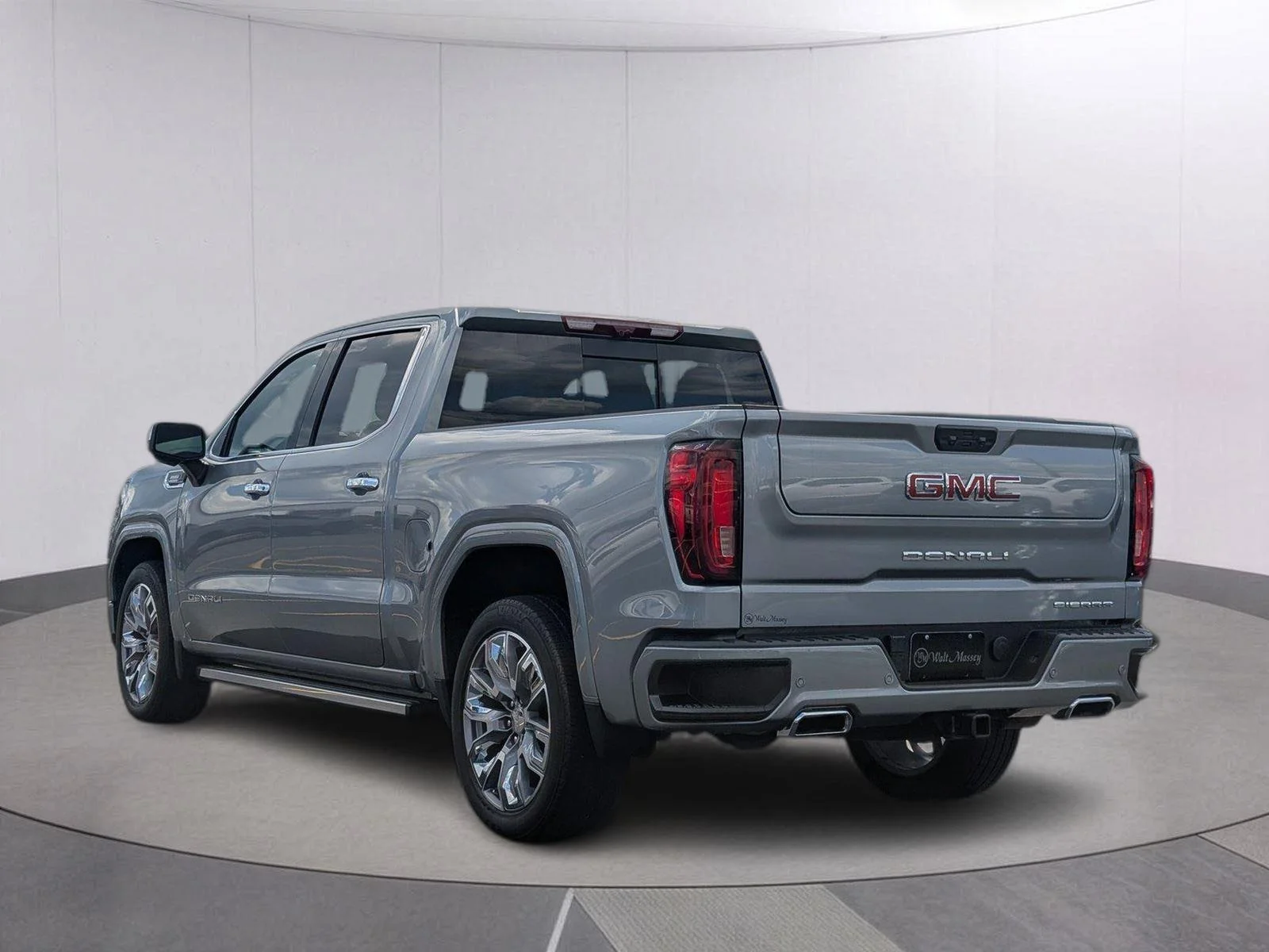 Used 2024 Sterling Metallic GMC Denali image 8