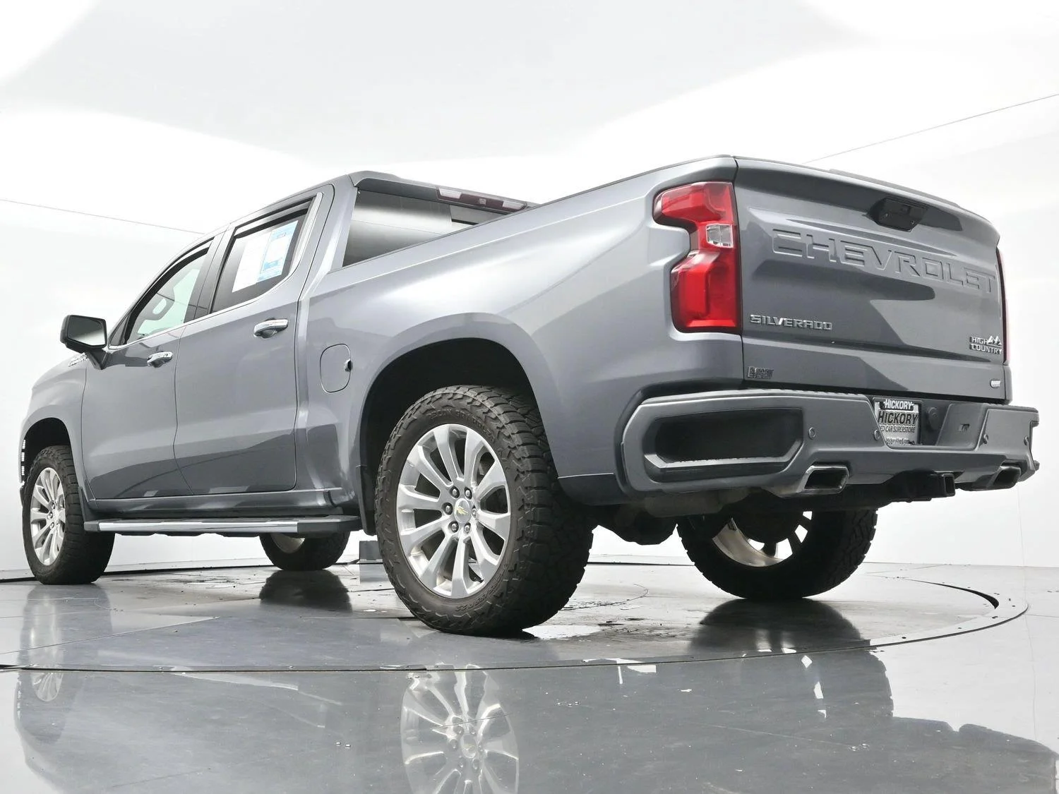 Used 2019 Satin Steel Metallic Chevrolet High Country image 53