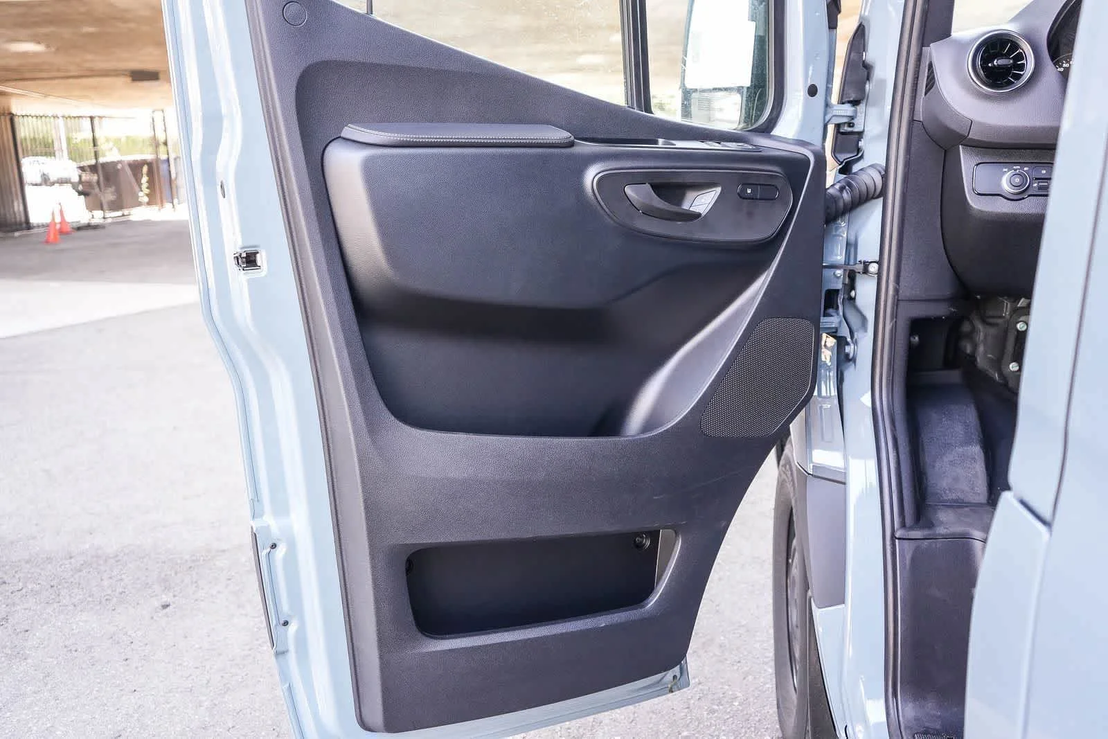 New 2026 Blue Gray Mercedes-Benz Cargo 170WB High Roof RWD 2.0L I4 Diesel Turbo HO image 24