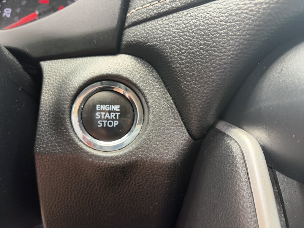 Used 2022 Gray Toyota XLE Premium image 27