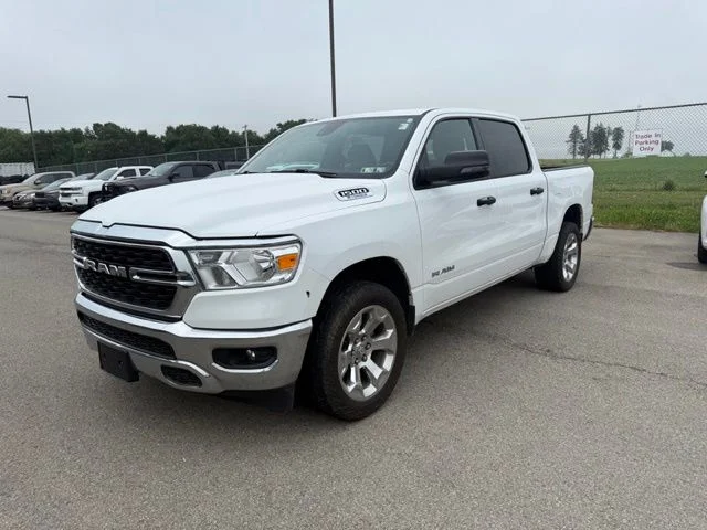 Used 2023 White Ram Big Horn/Lone Star image 3