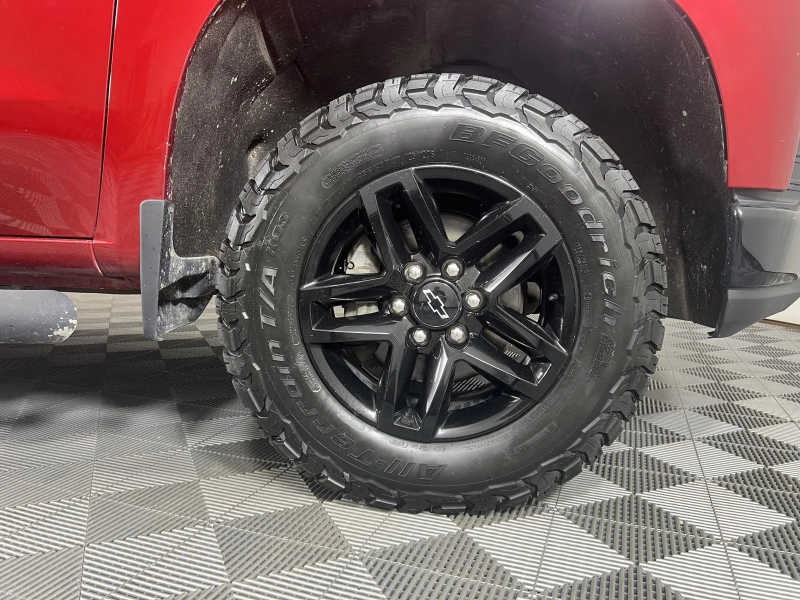 Used 2021 Cherry Red Tintcoat Chevrolet LT Trail Boss image 14