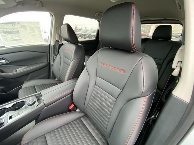 New 2026 White Pearl Nissan Rock Creek image 21