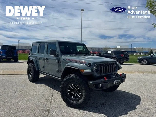 2025 Jeep Wrangler Rubicon X's photo