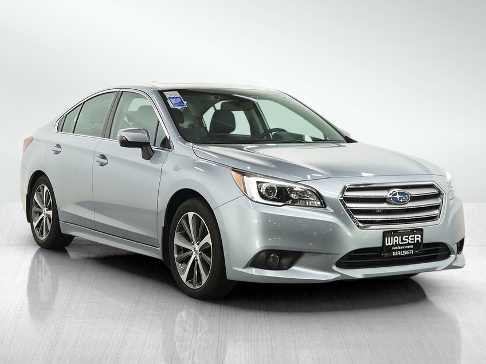 Used 2016 Ice Silver Metallic Subaru 2.5i image 7