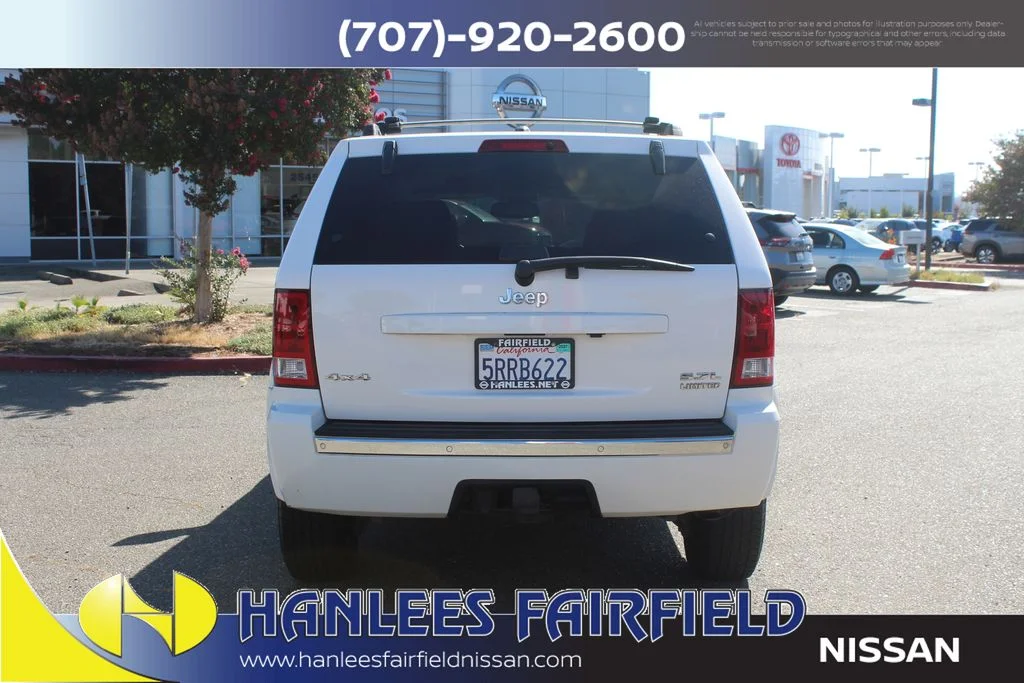 Used 2005 White Jeep Limited image 8