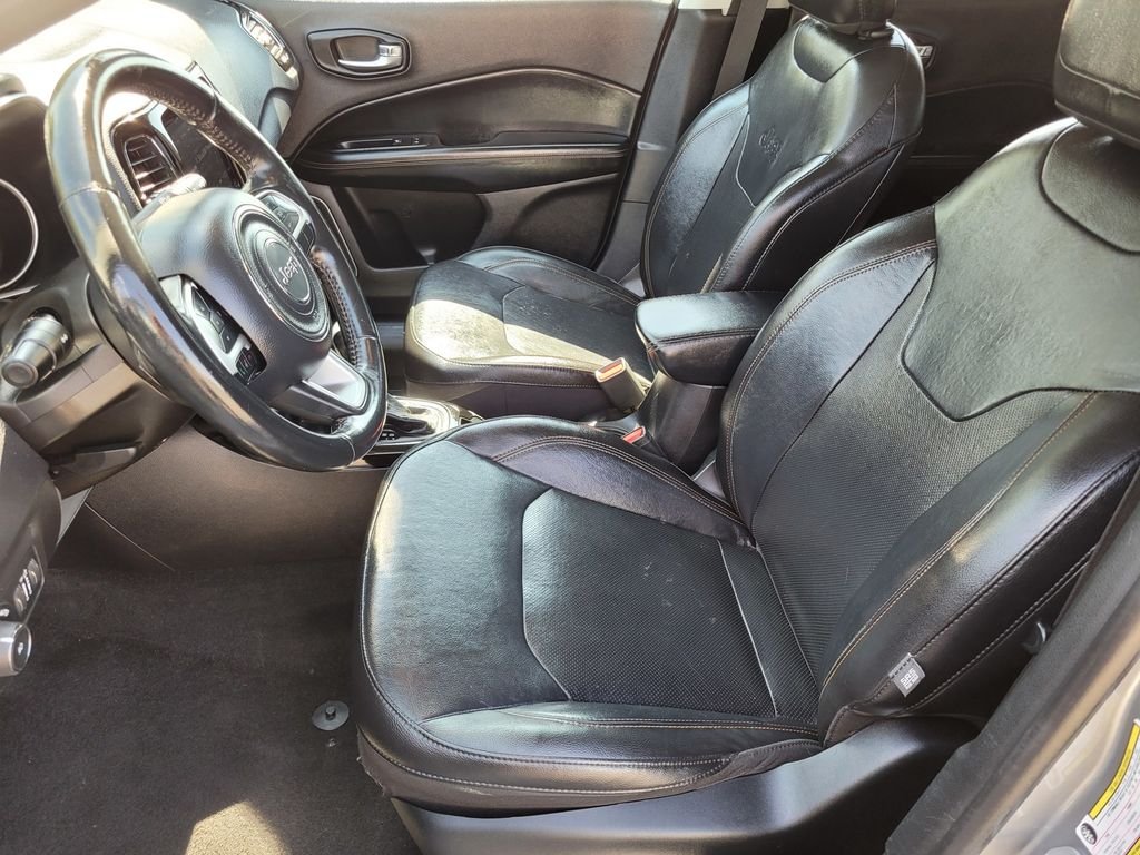 Certified Used 2019 Silver Jeep Limited image 16