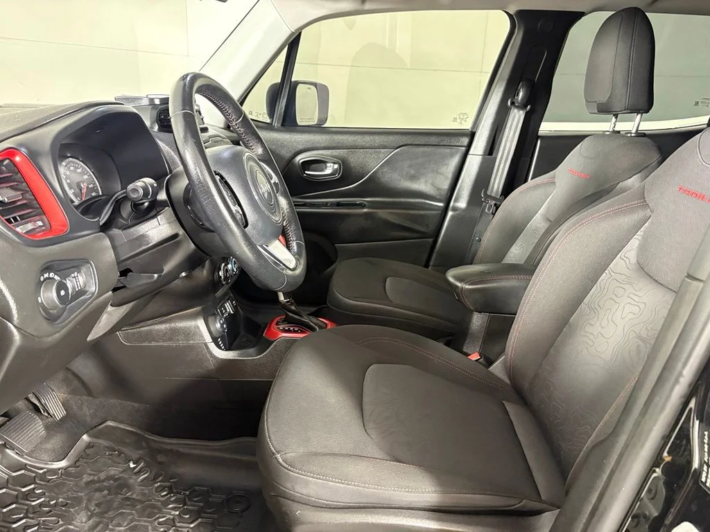 Used 2016 Black Jeep Trailhawk image 21
