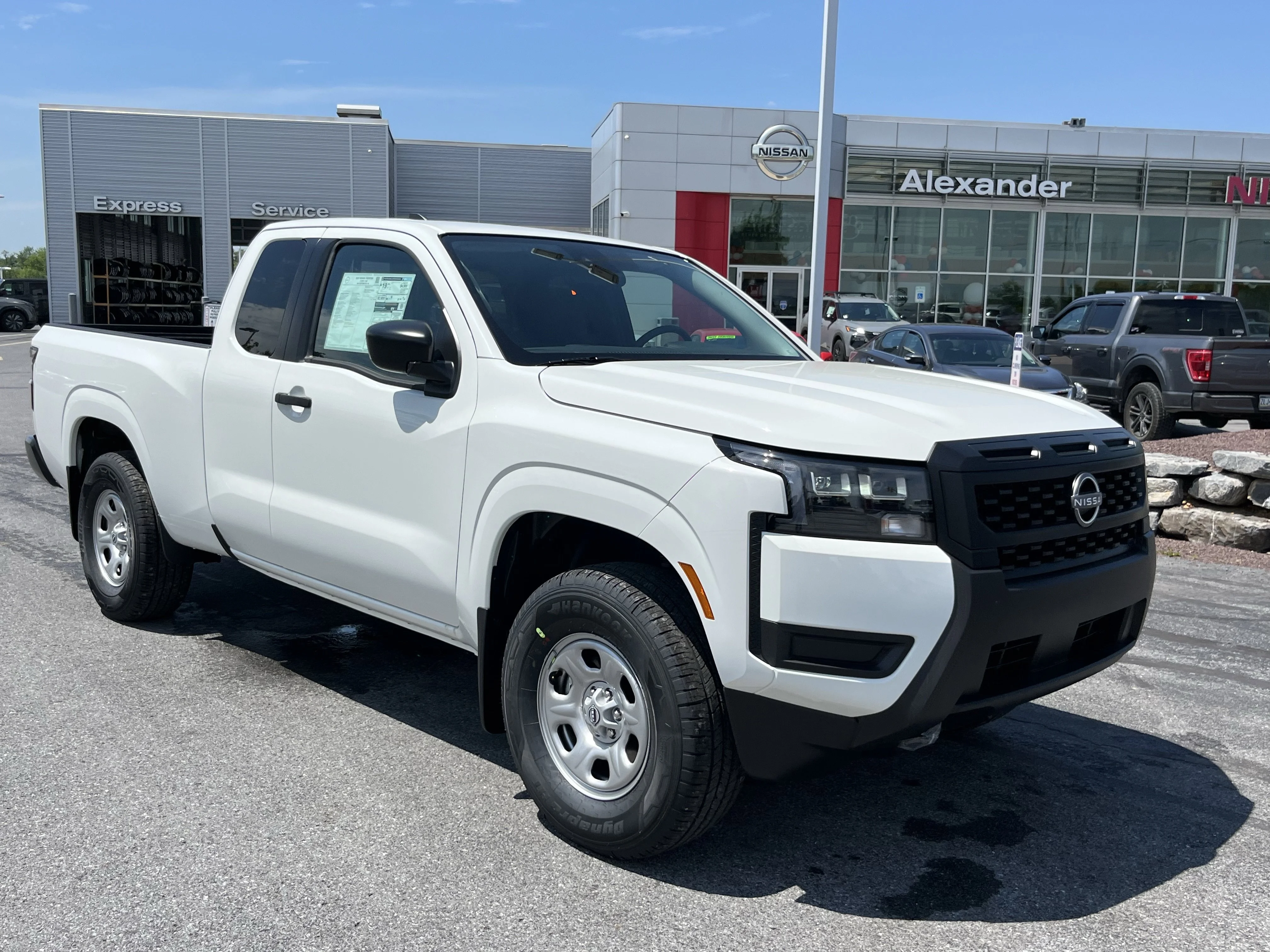 2026 Nissan Frontier's photo