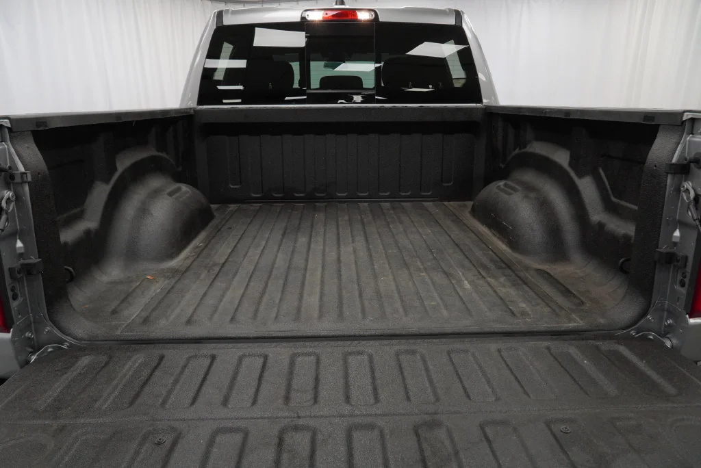 Used 2024 Silver Ram Big Horn/Lone Star image 34