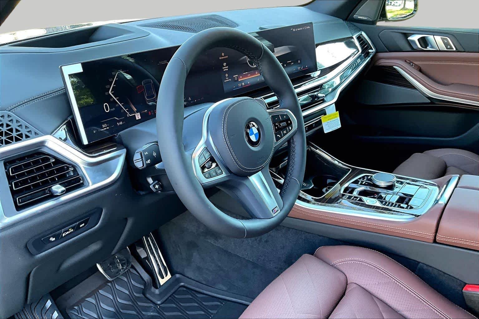 New 2026 Skyscraper Grey Metallic BMW sDrive40i image 8