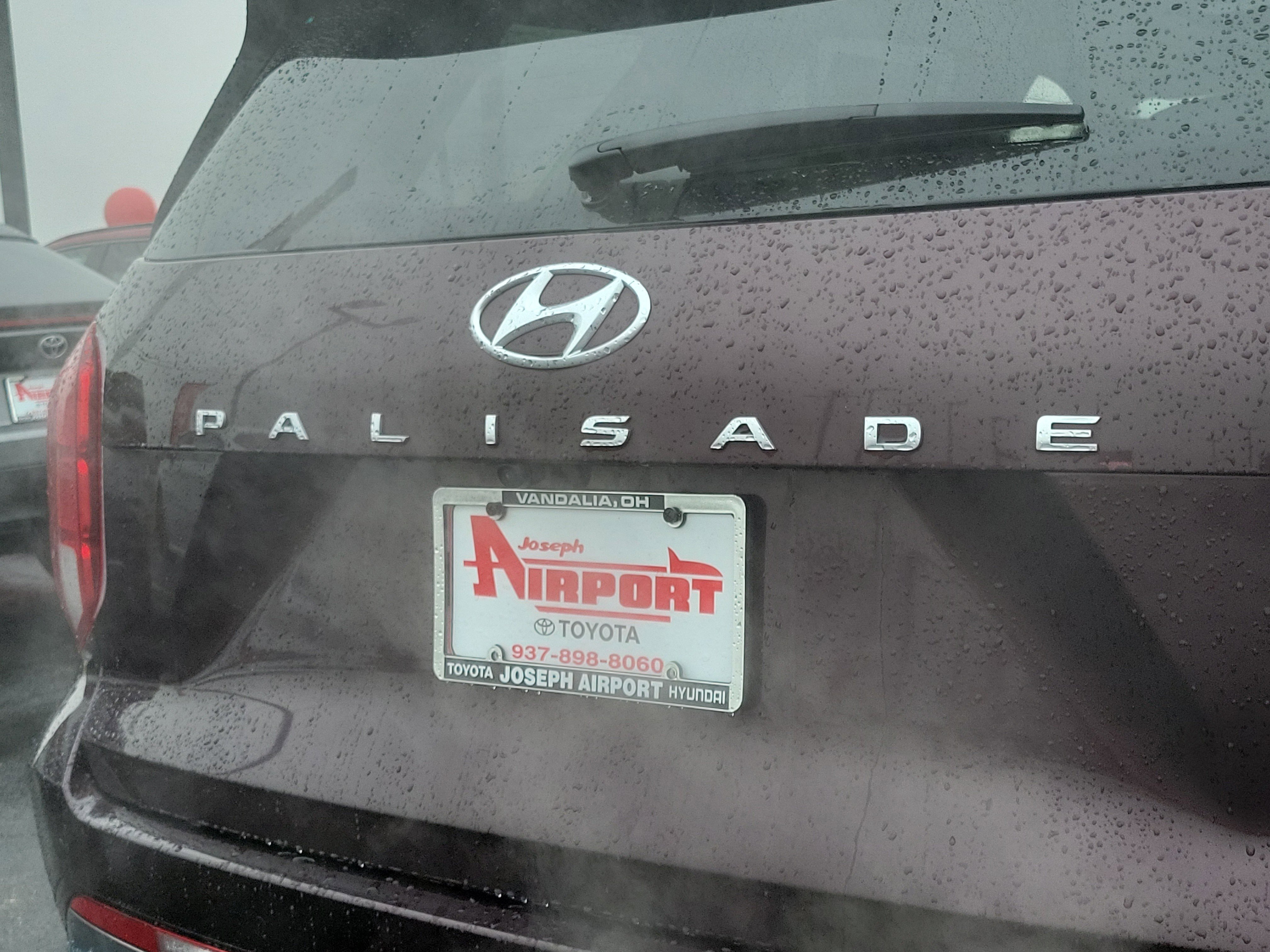 Used 2024 Sierra Burgundy Hyundai Calligraphy image 6