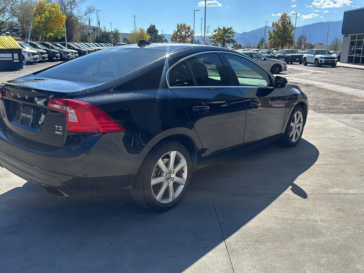 Used 2016 Onyx Black Metallic Volvo T5 Premier image 4