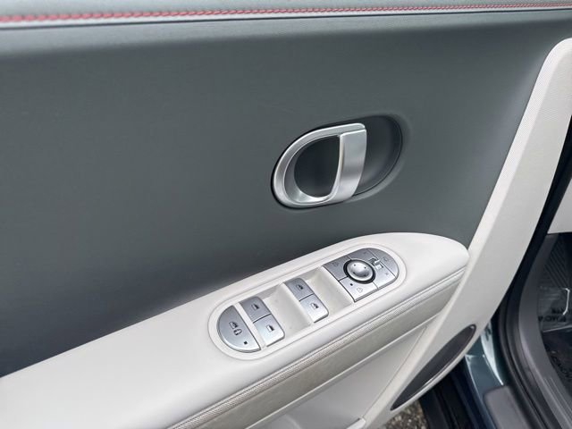 Used 2023 Digital Teal Hyundai SEL image 18