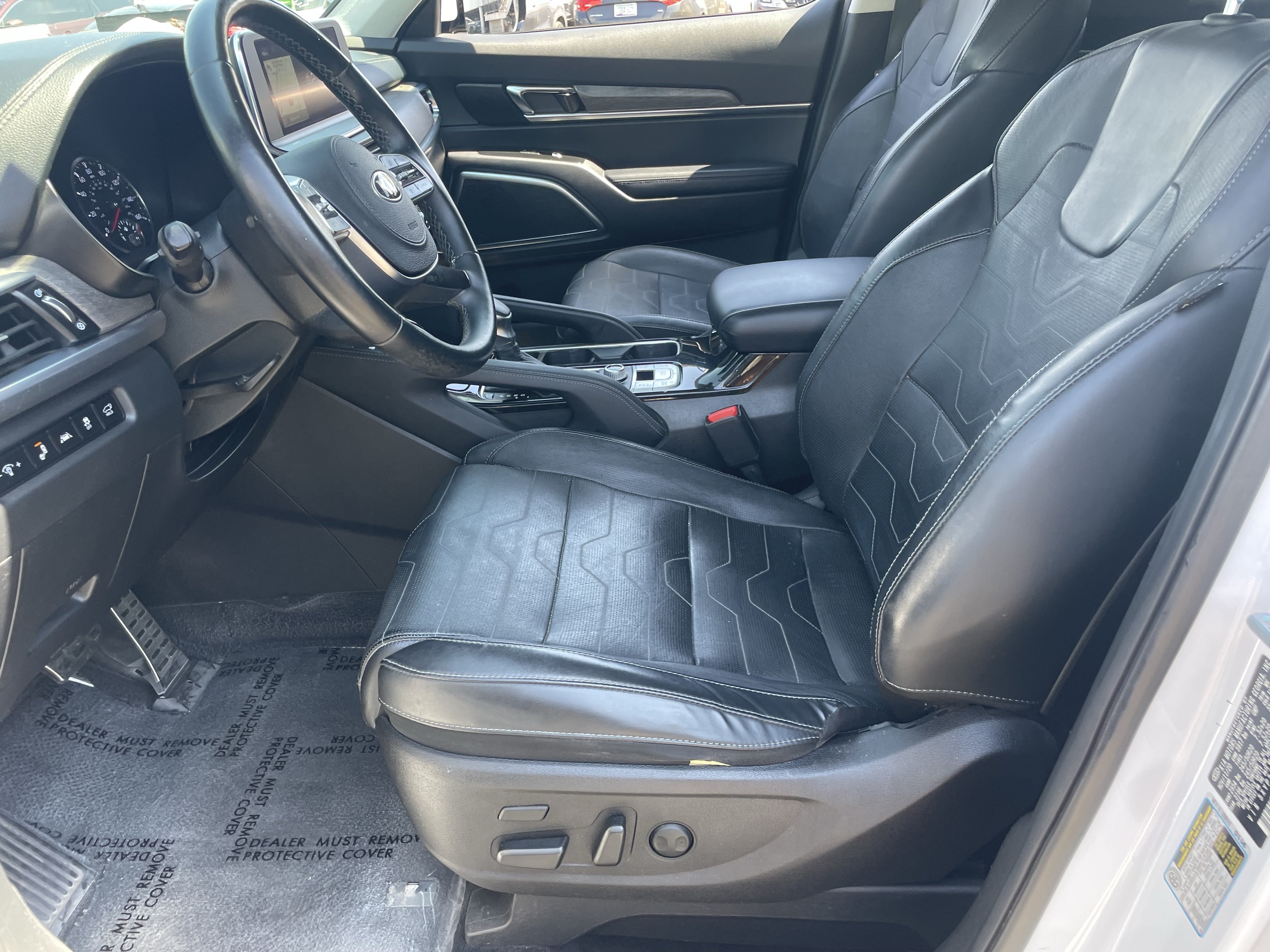 Used 2021 Glacial White Pearl Kia SX image 17
