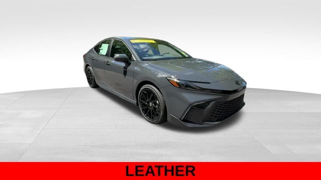 Used 2026  Toyota SE image 9