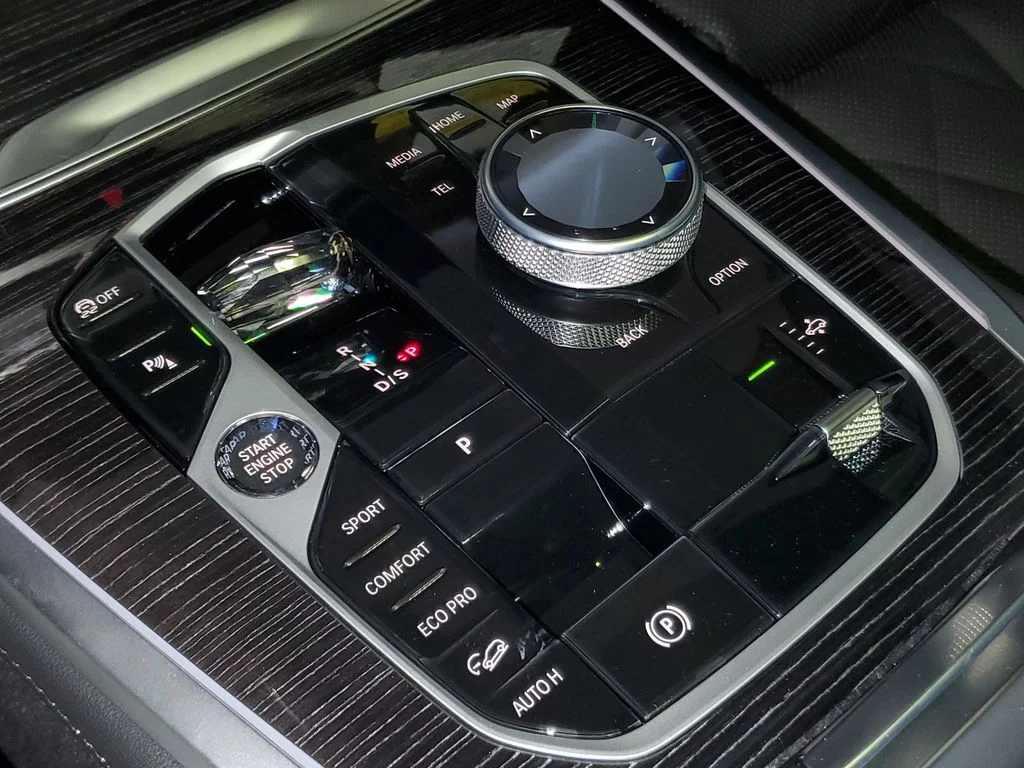 New 2027 Black BMW xDrive40i image 26
