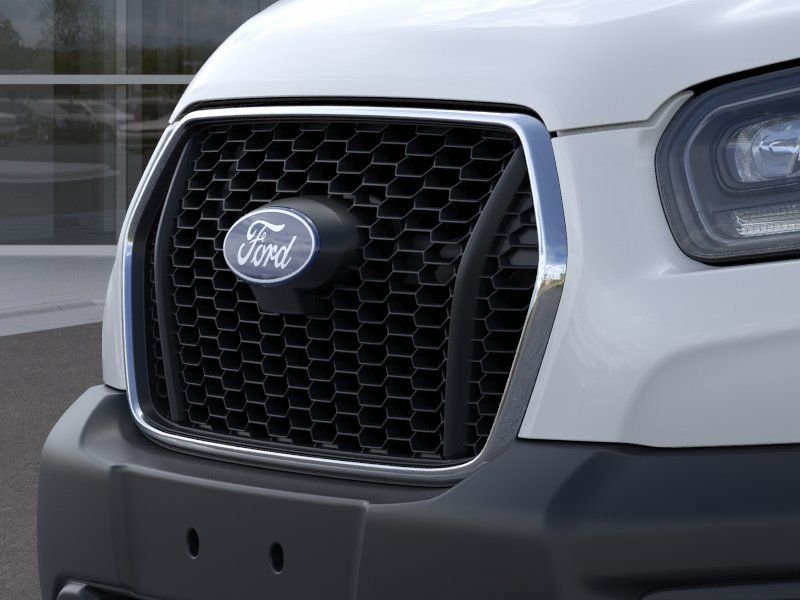 New 2026 Oxford White Ford Cargo Van image 17