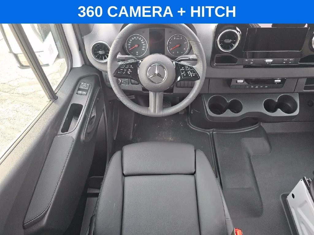 New 2026 Arctic White Mercedes-Benz Cargo 170 WB image 15