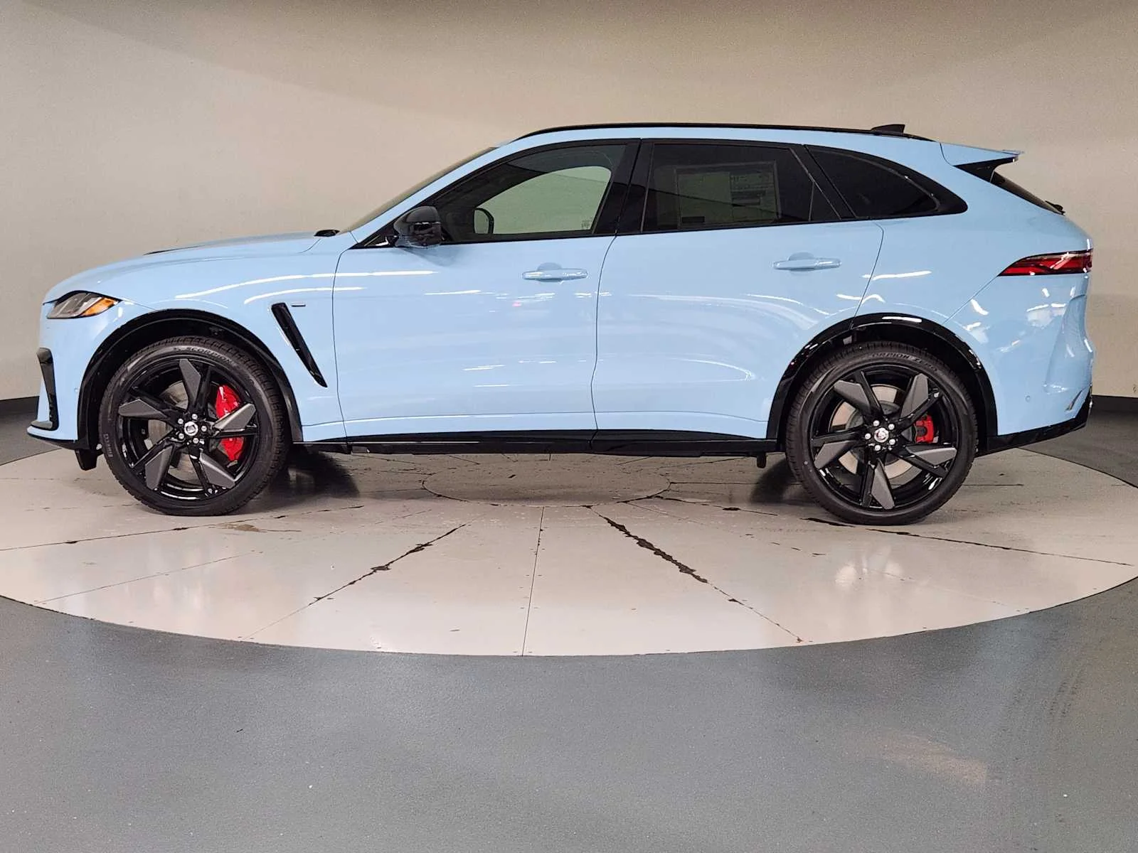 New 2026 Chalk Blue Jaguar SVR 575 Edition image 7